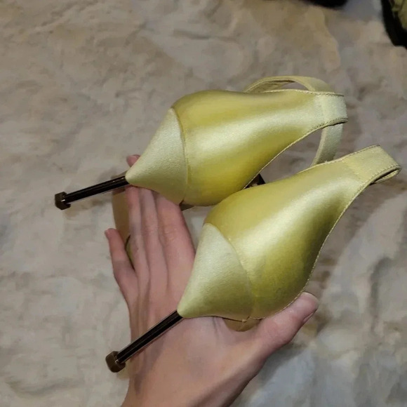 Alexander McQueen Satin Yellow Ankle Strap Sandals Heels READ 36 6 - Picture 7 of 11